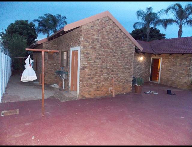 3 BEDROOM HOUSE SOLD IN CHANTELLE